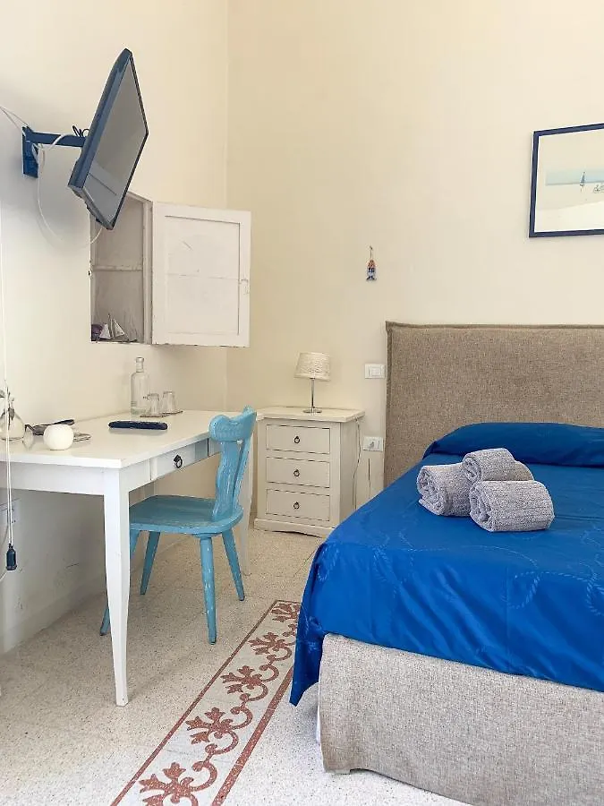 4 Balconi Rooms-Boutique B&B Lecce 0*,