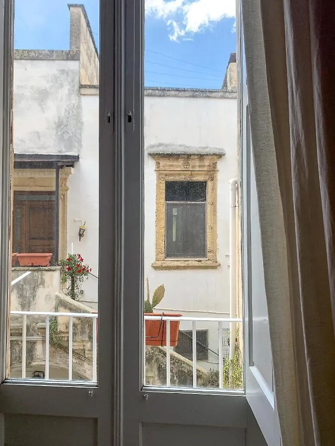 4 Balconi Rooms-Boutique B&B Lecce