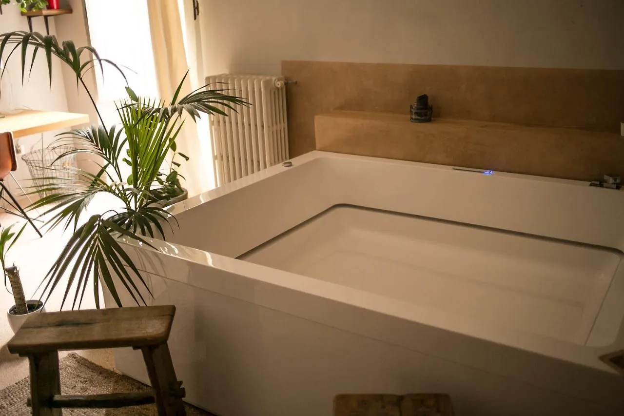 4 Balconi Rooms-Boutique B&B Lecce