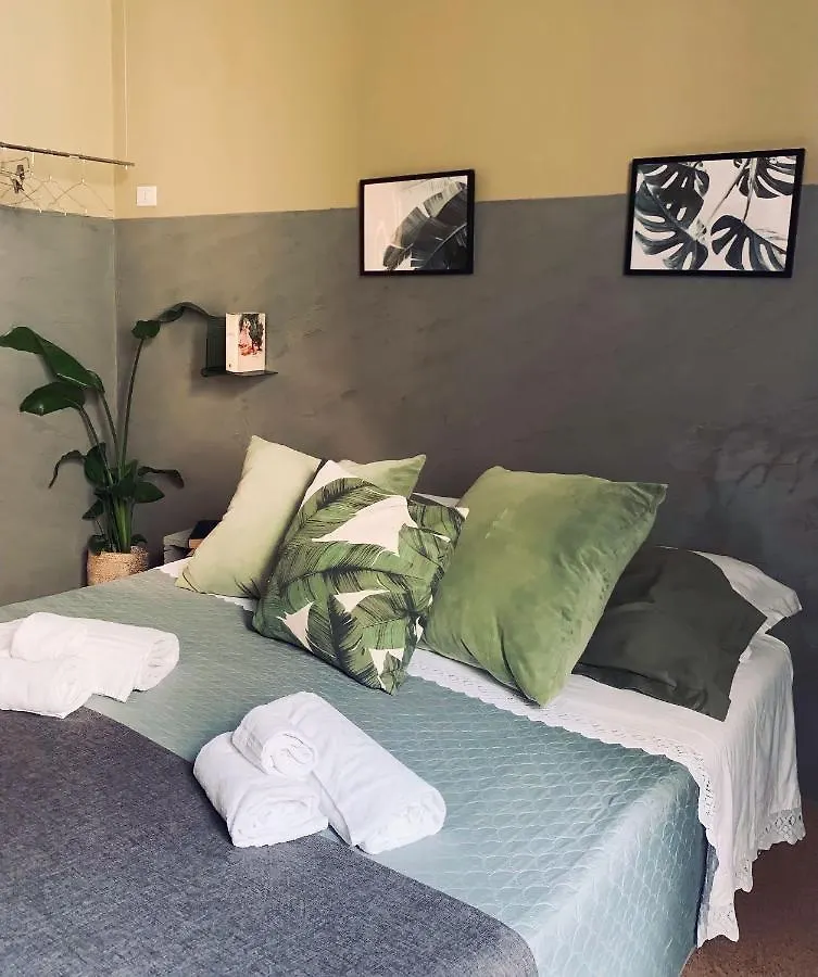 4 Balconi Rooms-Boutique B&B Lecce 0*,  Italy