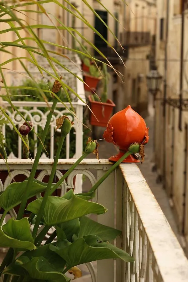 Bed & Breakfast 4 Balconi Rooms-Boutique B&B Lecce