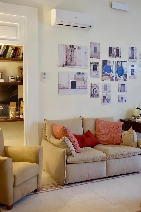 4 Balconi Rooms-Boutique B&B Lecce 0*,  Italy