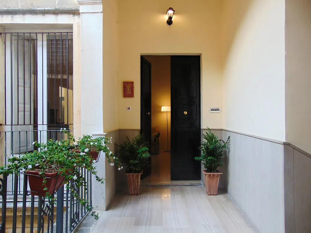 4 Balconi Rooms-Boutique B&B Lecce Nocleg ze śniadaniem